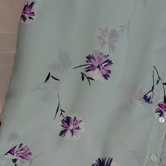 attention Mint Green Sleeveless Floral Button-Front Blouse - Picture 8 of 9